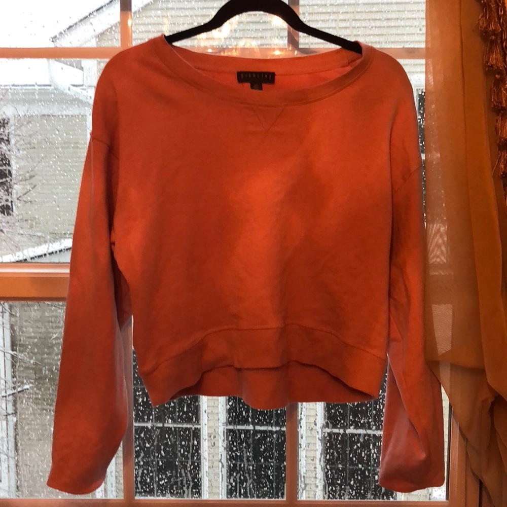 Oversized- crop sweater